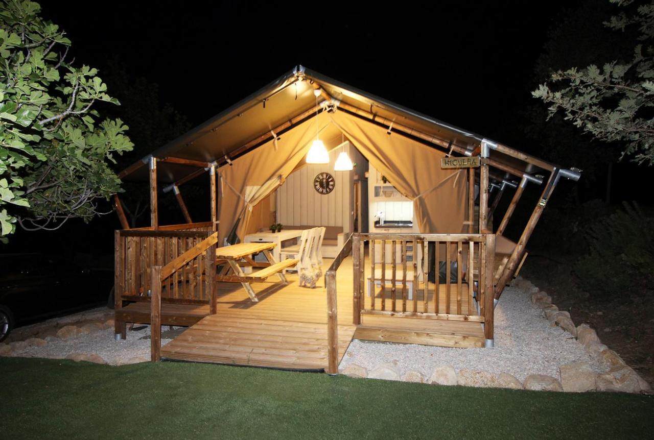 וילאנואבה דה לה ורה Veragua. Glamping Y Apartamentos Turisticos מראה חיצוני תמונה